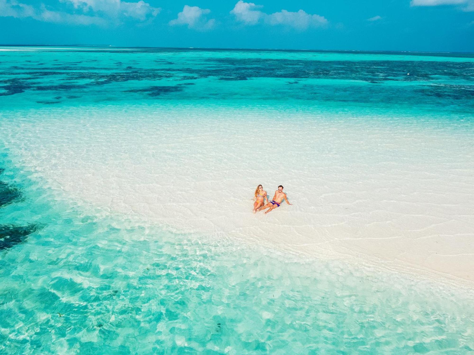 You & Me Maldives Muravandhoo Exterior foto
